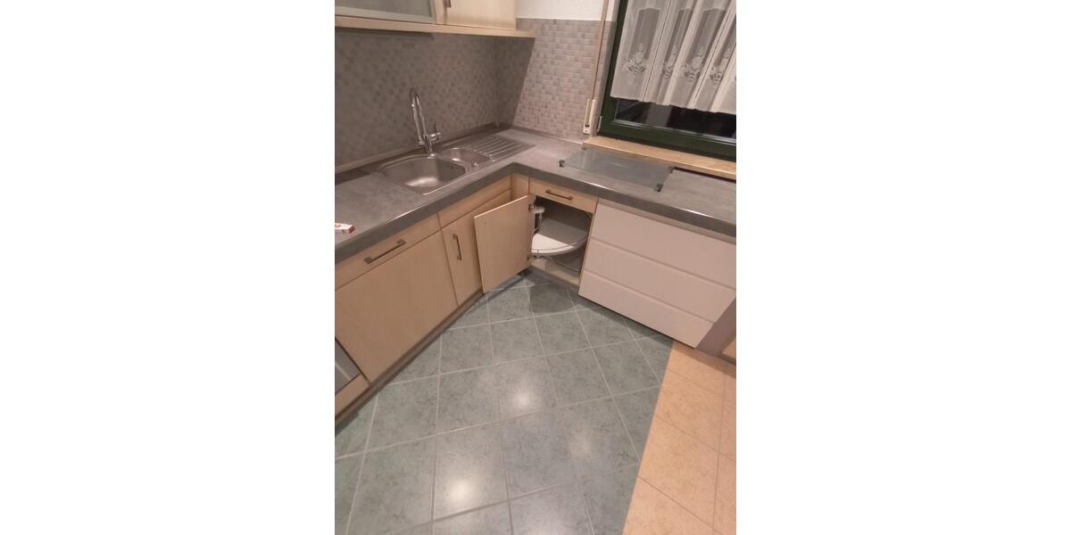 Etagenwohnung Potsdam Drewitz - 3 Zimmer, 112 m&sup2;, 2.050&euro; | Angebot:25300861