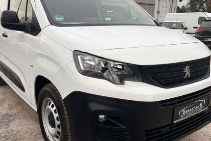 Peugeot Partner 93.000 km 15.999 &euro; Seddiner See 14554