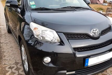 Toyota Urban Cruiser 74.300 km 6.500 &euro; Berlin 12526