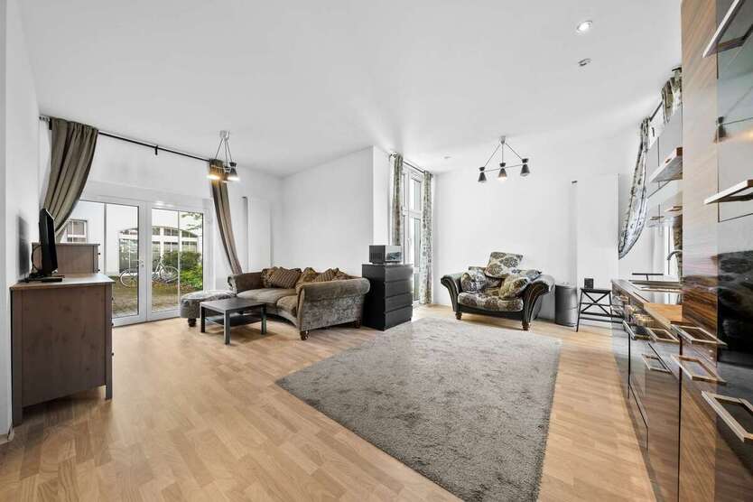 Büro in Potsdam 300.000 € 80.34 m² zimmer