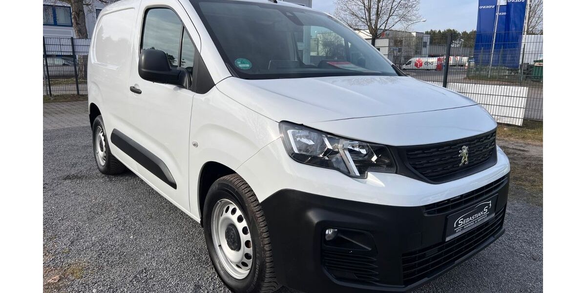 Peugeot Partner 93.000 km 16.990 € Neuseddin bei Berlin 14554