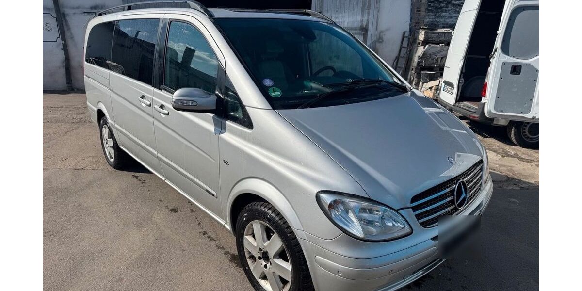 Mercedes-Benz Viano 226.000 km 10.990 &euro; Berlin 10365