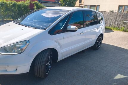Ford S-Max 246.000 km 3.300 &euro; Ludwigsfelde 14974