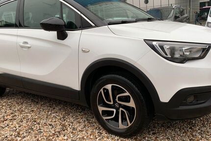 Opel Crossland (X) 76.320 km 10.490 &euro; Berlin-Spandau 13597