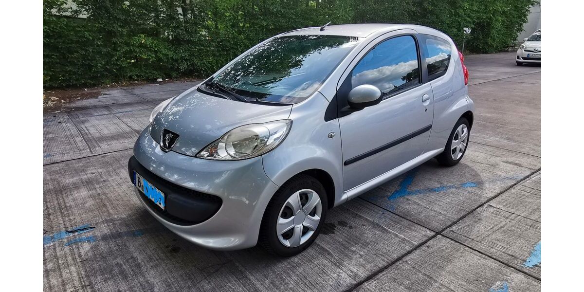 Peugeot 107 117.000 km 2.450 &euro; Berlin 12203