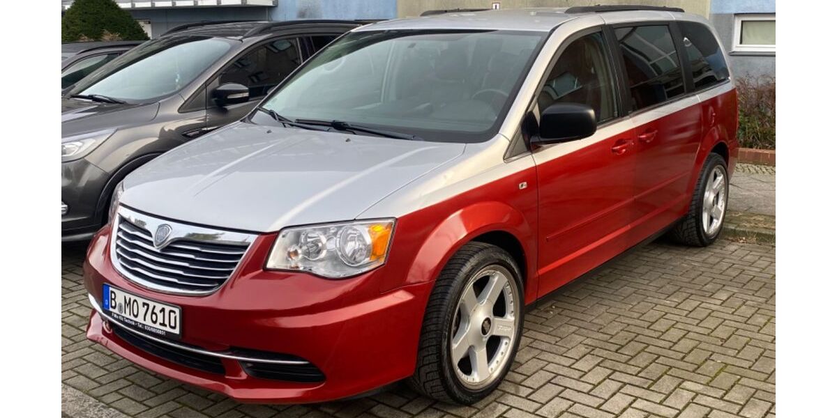 Lancia Voyager 275.652 km 7.500 &euro; Berlin 12524