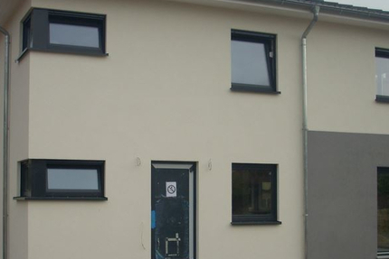 Baugrundstück am Waldrand mit SUPER Anbindung , Komplett ERSCHLOSSEN auch Glasfaser und TOP Hausbau 6 zimmer