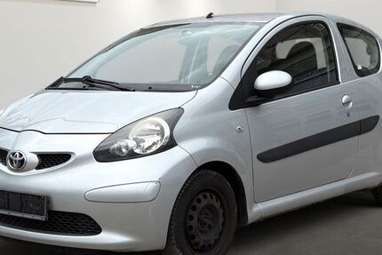 Toyota Aygo (X) 135.412 km 2.499 &euro; Berlin 12681
