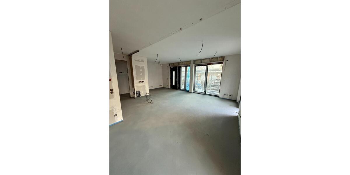 Erdgeschoßwohnung Berlin Neukölln - 3 Zimmer, 119 m&sup2;, 2.832&euro; | Angebot:24398421