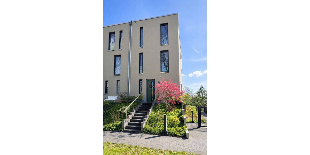 Reihenendhaus Potsdam Babelsberg Nord - 6 Zimmer, 210 m&sup2;, 1.349.000&euro; | Angebot:26265823