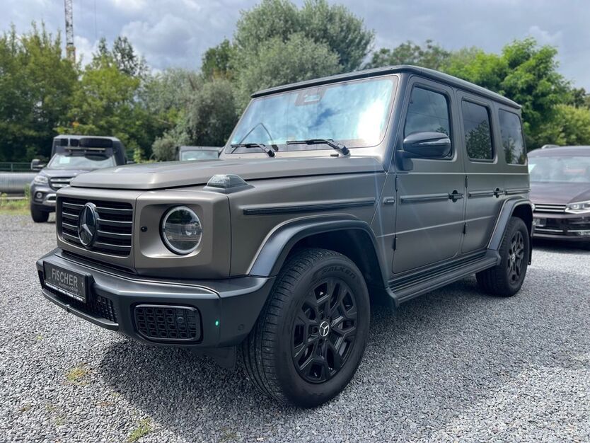 Mercedes-Benz G 450 1.098 km 162.990 € Potsdam 14482