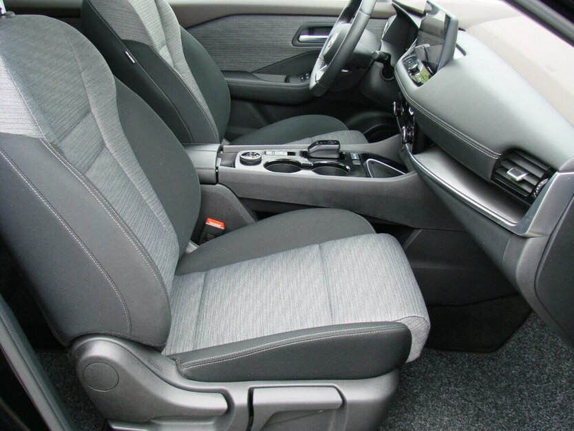 Nissan X-Trail 1.5VC-T e-Power e-4orce N-Connecta Pano He 12.897 km 33.980 € Falkensee 14612