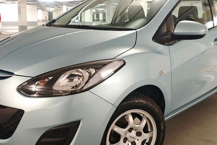 Mazda 2 90.986 km 7.999 € Berlin 13158