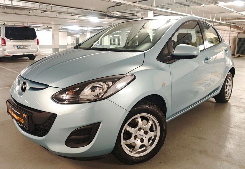 Mazda 2 90.986 km 7.999 € Berlin 13158