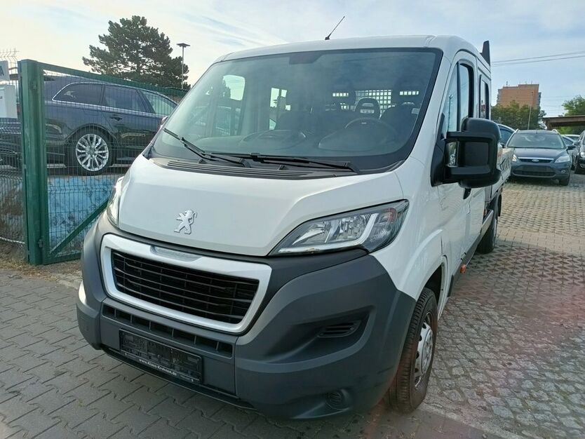 Peugeot Boxer 184.000 km 10.990 € Berlin 13597