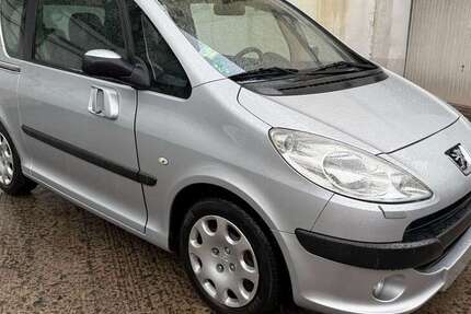 Peugeot 1007 155.000 km 1.900 &euro; Berlin 10247