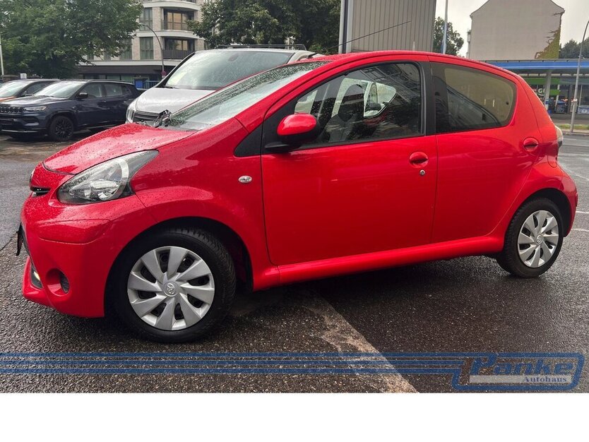 Aygo Cool Go 5trg*NAV*BT*Klima*LED*USB*Allwetter