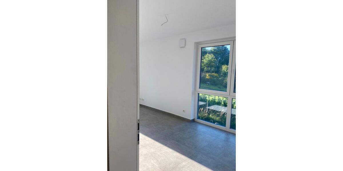 Doppelhaushälfte Werder (Havel) - 4 Zimmer, 130 m&sup2;, 1.800&euro; | Angebot:25161297