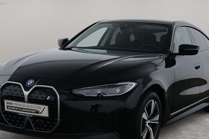 BMW i4 12.330 km 37.900 &euro; Berlin 14057