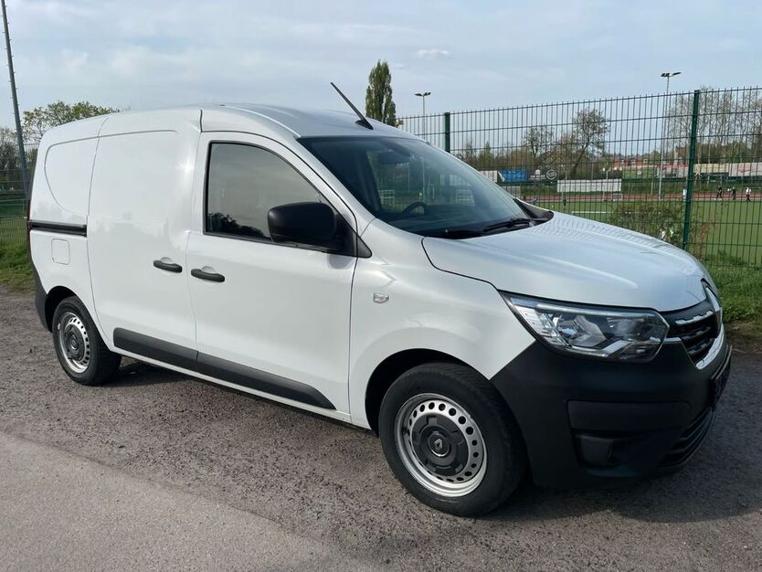 Renault Express 195.000 km 7.290 € Berlin 12524