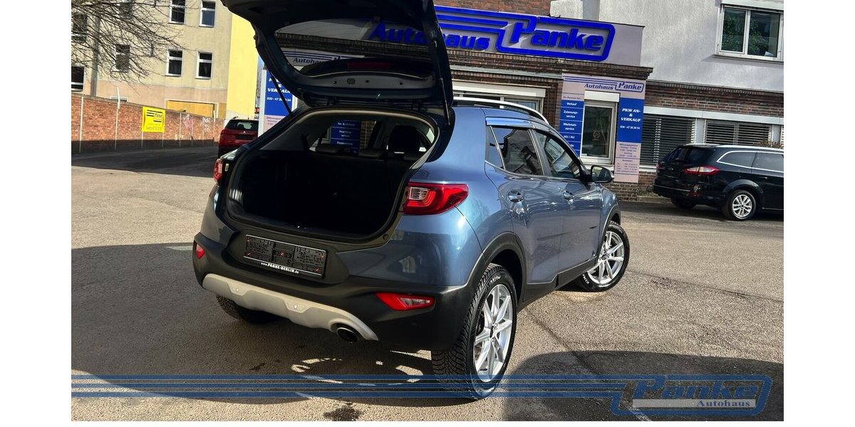 Kia Stonic Spirit 1.0*NAV*SHZ*RFK*BT*TotW*LED* 75.000 km 11.890 &euro; Berlin 13187