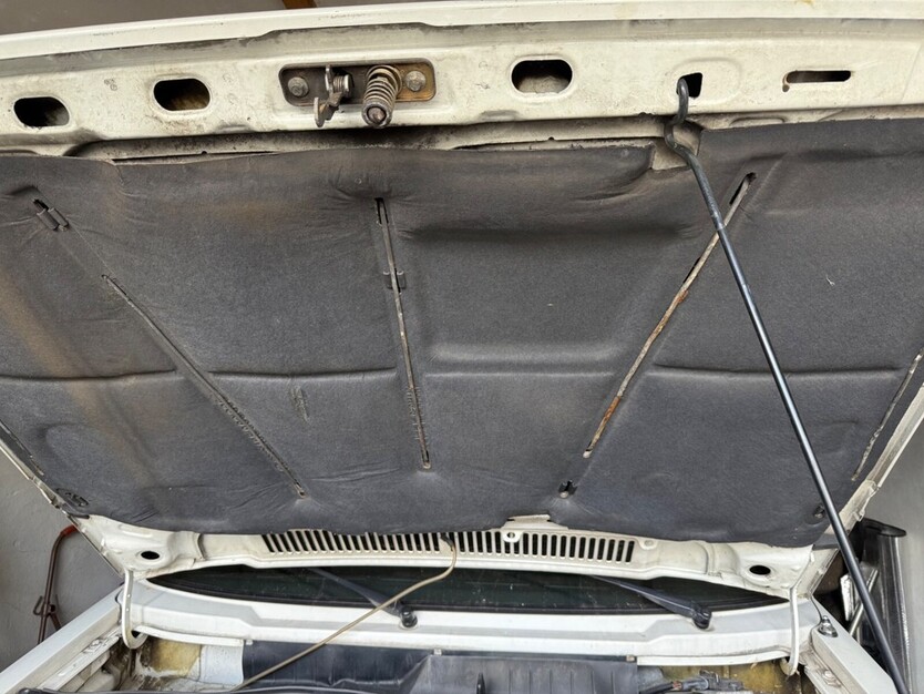 VW Golf I 171.753 km 8.000 € Berlin 10178