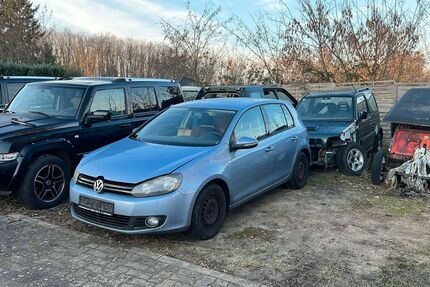 VW Golf 179.000 km 4.485 &euro; Trebbin 14959