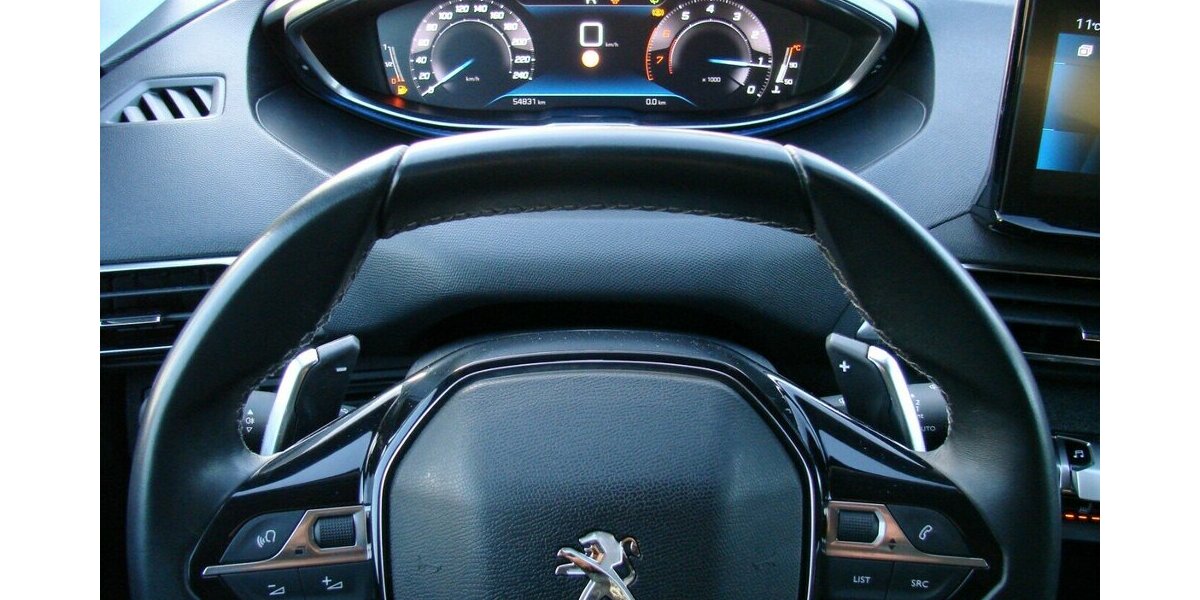 Peugeot 5008 1.2 PureTech130 Allure Pack 7-Sitzer 2WD LED 54.980 km 23.980 &euro; Falkensee 14612