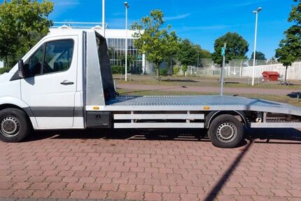 Mercedes-Benz Sprinter 253.668 km 18.500 &euro; Berlin 13055