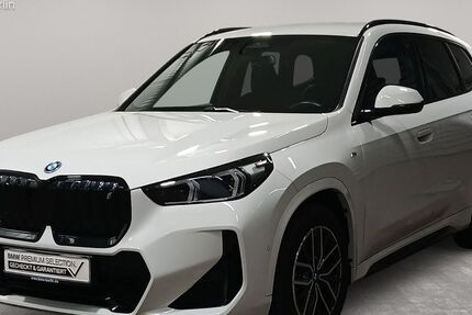 BMW iX1 13.502 km 39.900 &euro; Berlin 14057