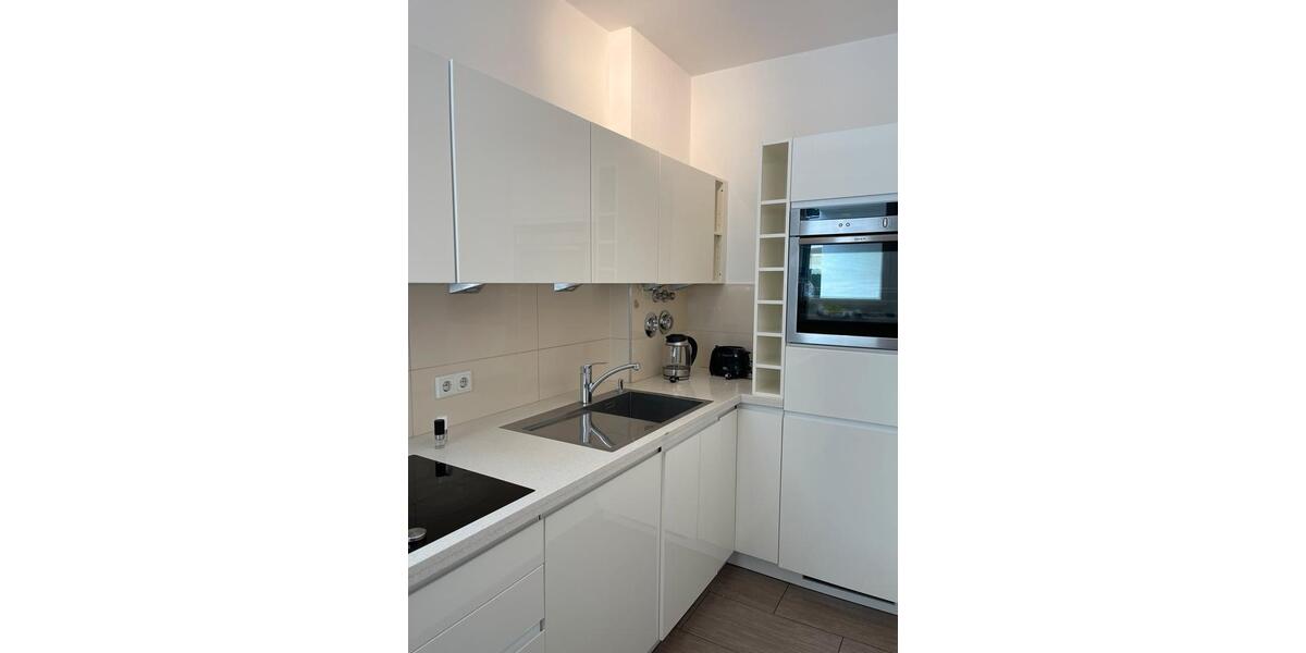 Etagenwohnung Berlin Charlottenburg-Wilmersdorf - 1 Zimmer, 43 m&sup2;, 299.000&euro; | Angebot:26698026