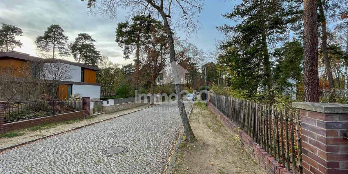 Sonniges Baugrundstück am Waldrand - ideale Basis für Ihr Ein- oder Zweifamilienhaus zimmer