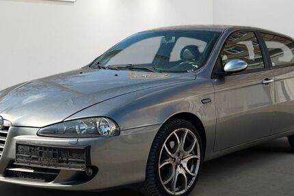 Alfa Romeo 147 156.859 km 999 &euro; Berlin 12681