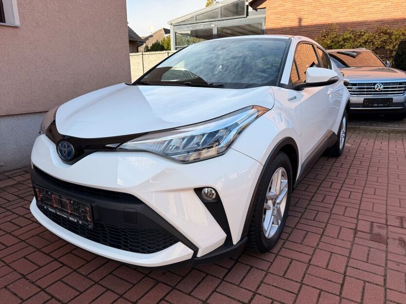 Toyota C-HR 42.000 km 21.950 € Berlin 12355