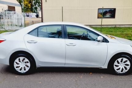 Toyota Corolla 198.009 km 12.800 &euro; Berlin 13629