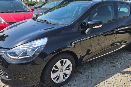 Renault Clio 90.000 km 6.499 &euro; Berlin 12439