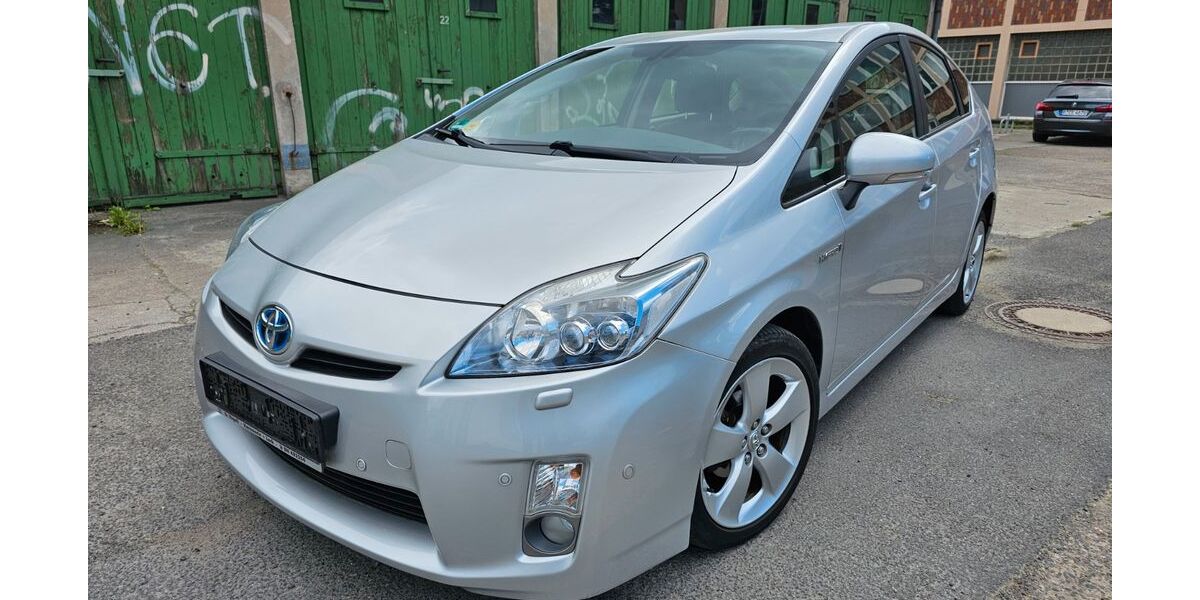 Toyota Prius 41.553 km 12.490 &euro; Berlin 13353