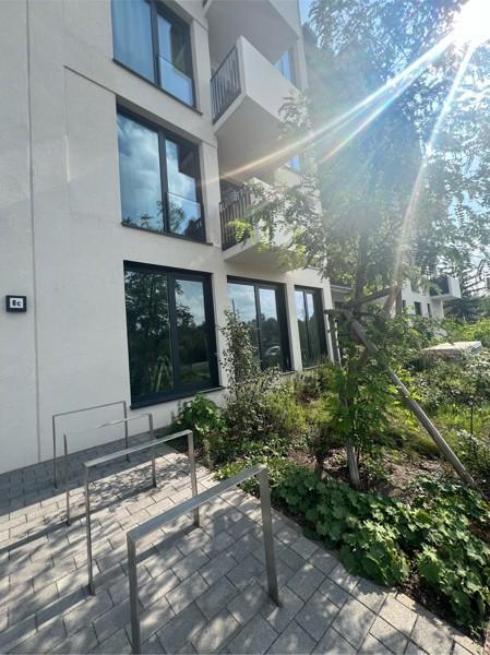 Barrierefreier Neubau im EG: Gewerbefläche mit persönlichem Bodenausbau zimmer