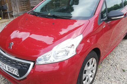 Peugeot 208 21.950 km 5.170 &euro; Berlin - Französische Buchholz 13127