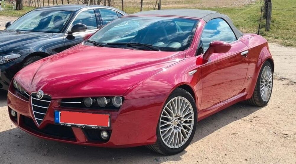 Alfa Romeo Spider 150.500 km 9.750 € Berlin 13053