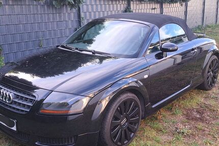 Audi TT 165.000 km 12.900 &euro; Falkensee 14612
