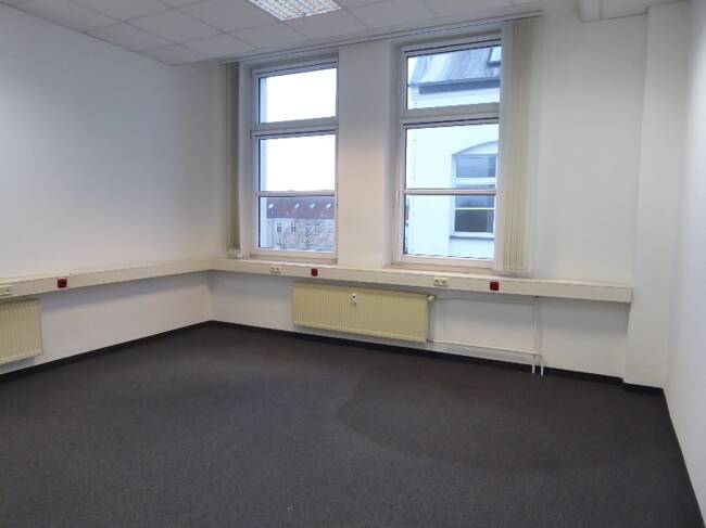 Zentral gelegen - Ihr neues Büro in Bahnhofsnähe!