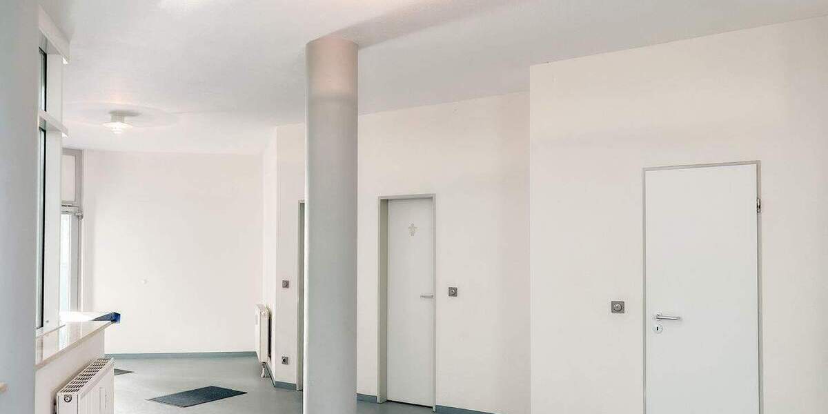 Mehrfamilienhaus, Wohnhaus Stahnsdorf - 5 Zimmer, 253 m&sup2;, 2.406&euro; | Angebot:25737106