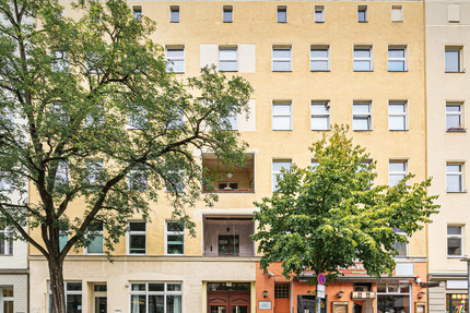 Klassische Altbauwohnung mit Dielen und hoher Decke im Seitenflügel 1 zimmer