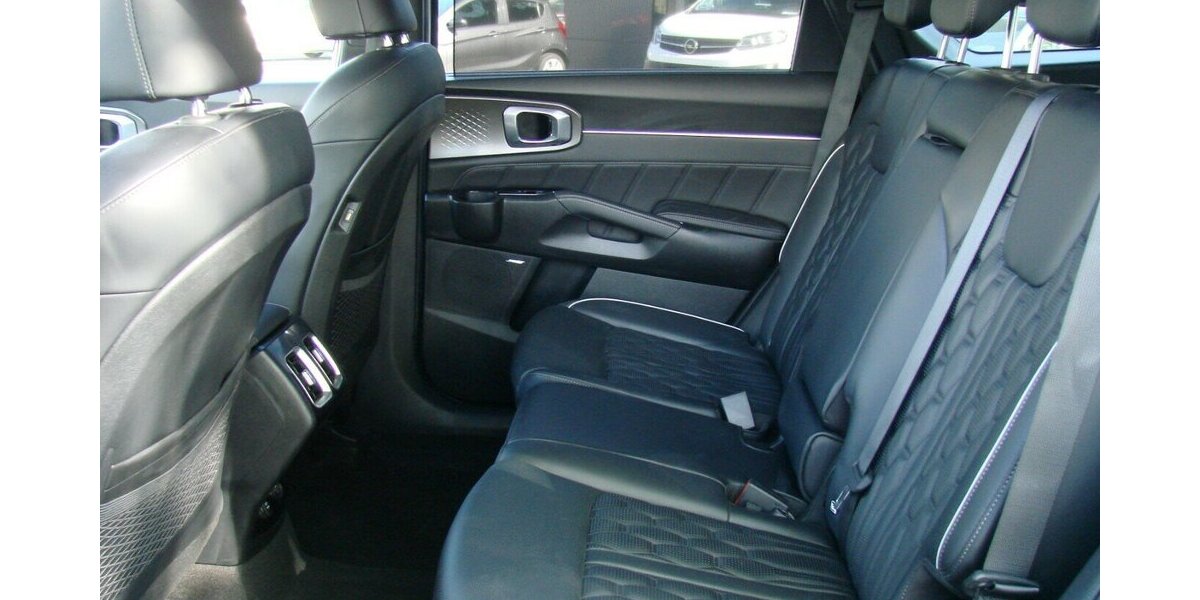 Kia Sorento 2.2CRDi Platinum 4WD LED ACC BOSE 360º HUD 65.321 km 33.980 &euro; Falkensee 14612
