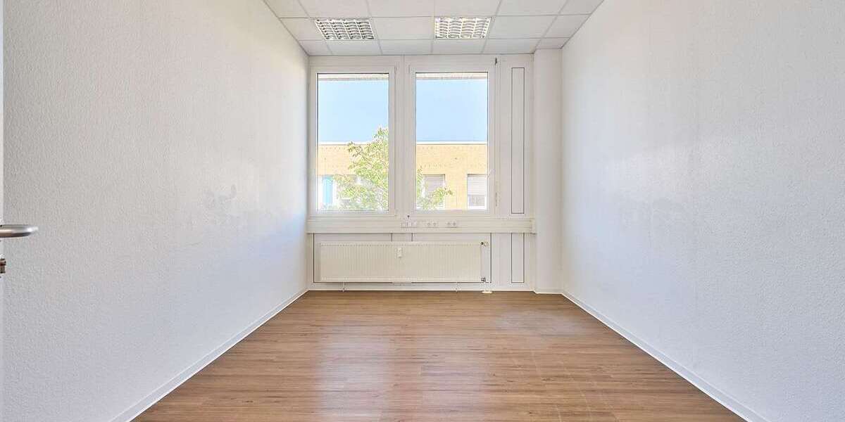 Büro in Potsdam 545,91 € 26.43 m² zimmer