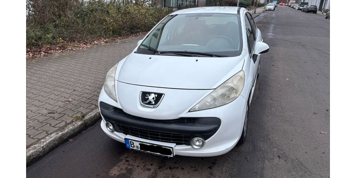 Peugeot 207 199.000 km 2.900 &euro; Berlin 12489