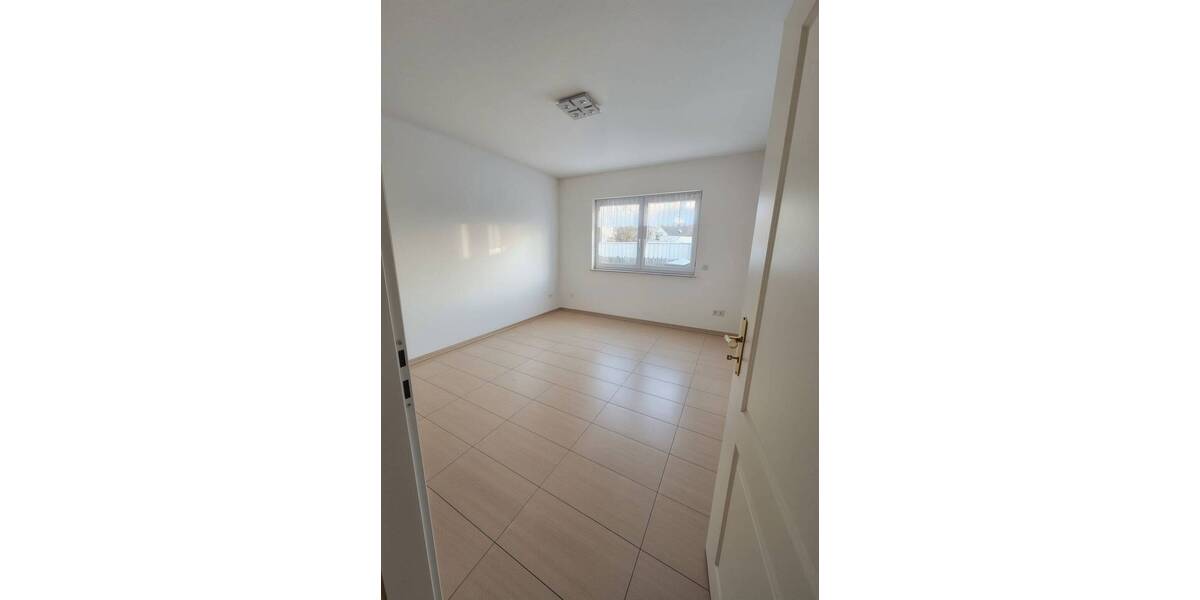 Mehrfamilienhaus, Wohnhaus Blankenfelde-Mahlow Blankenfelde - 1 Zimmer, 380 m&sup2;, 390.000&euro; | Angebot:26375081