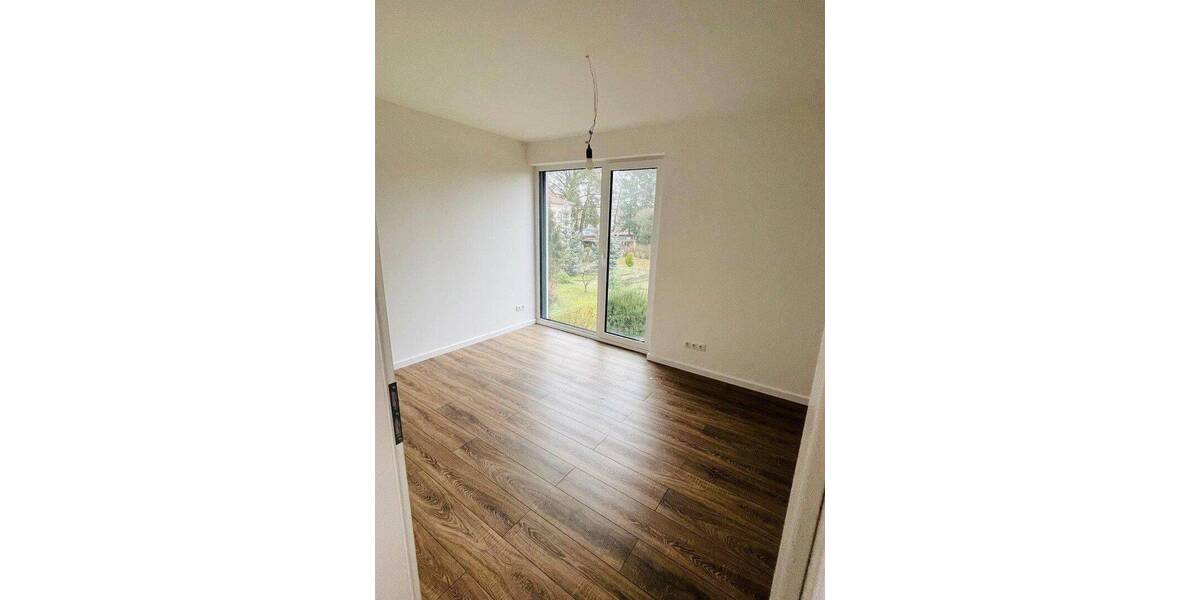 Doppelhaushälfte Brandenburg - Blankenfelde-Mahlow Blankenfelde - 6 Zimmer, 170 m&sup2;, 3.540&euro; | Angebot:26902808