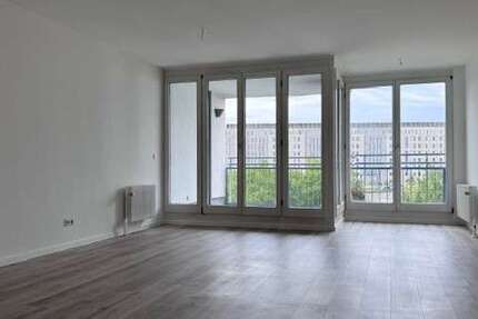 Wohnung zum Mieten in Berlin 1.604 € 108.74 m²